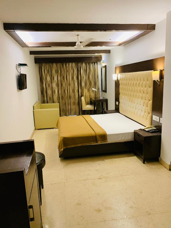 Metropolis Tourist Home Paharganj New Delhi Exterior photo