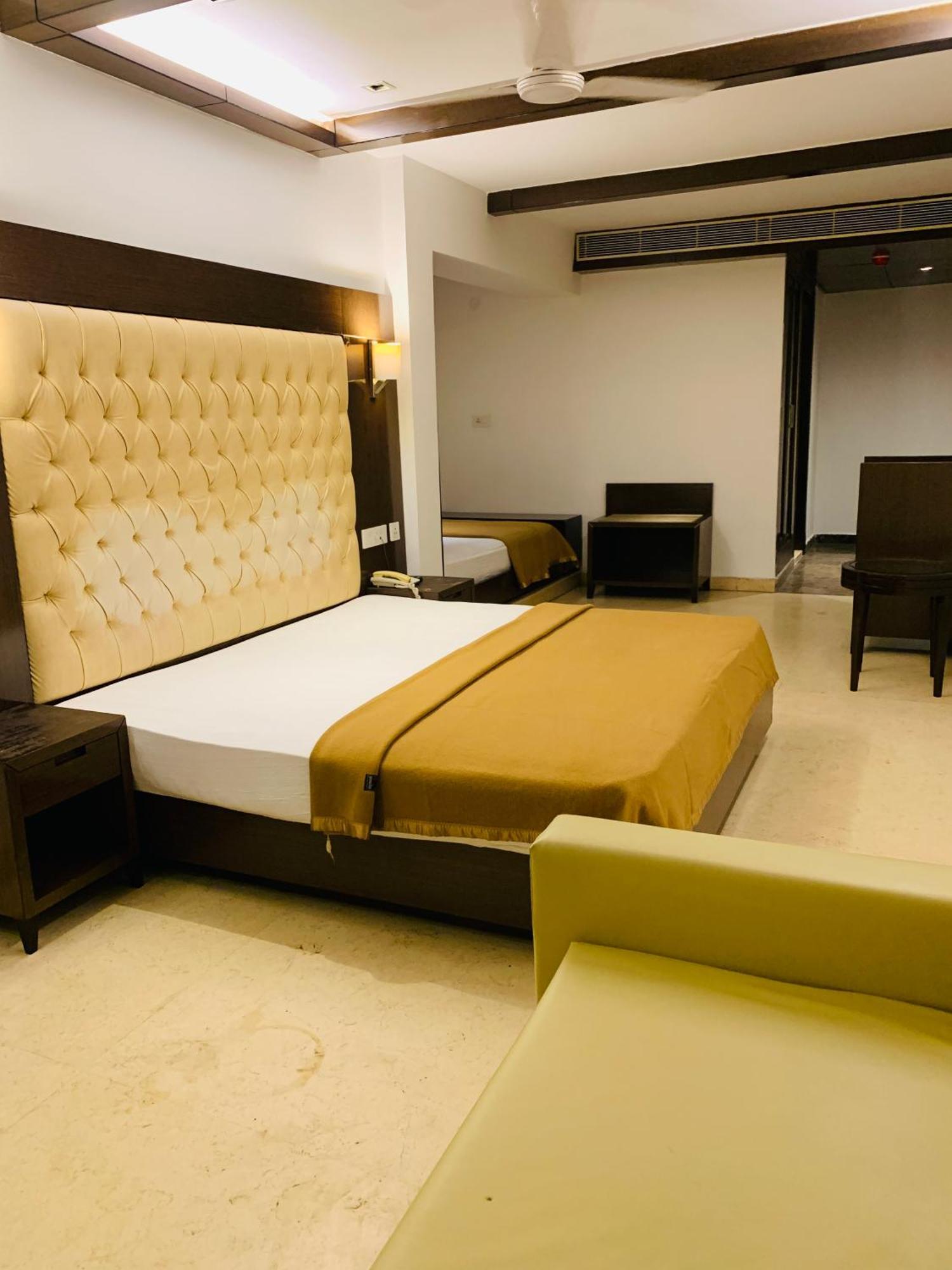 Metropolis Tourist Home Paharganj New Delhi Exterior photo